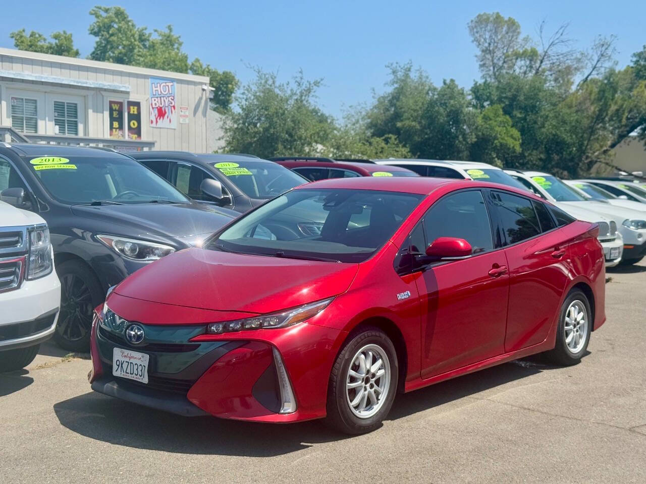 Used 2017 Toyota Prius Prime Premium image 4