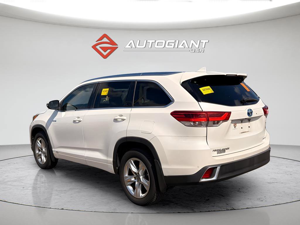Used 2017 Toyota Highlander Limited AWD/4WD image 4