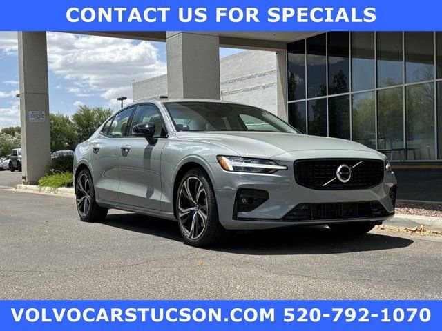 New 2024 Volvo S60 B5 Core w/ Climate Package