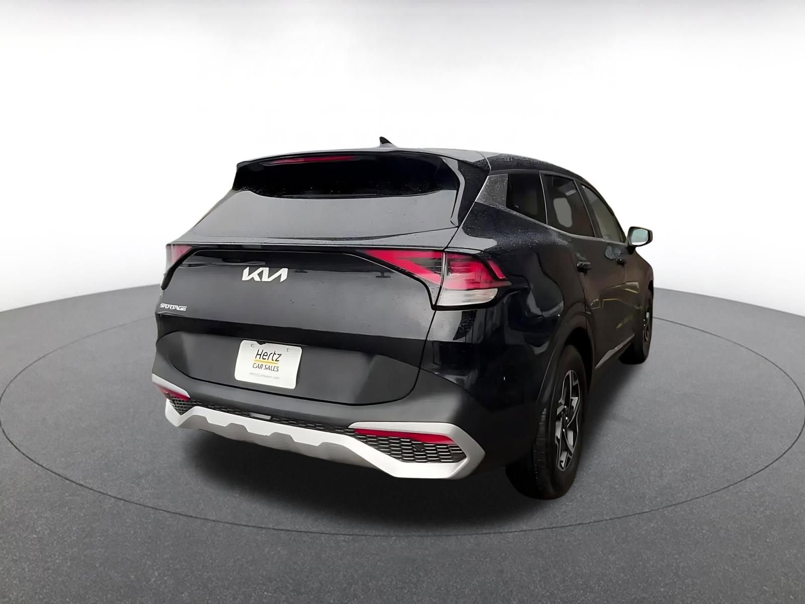 Used 2025 Kia Sportage LX image 14