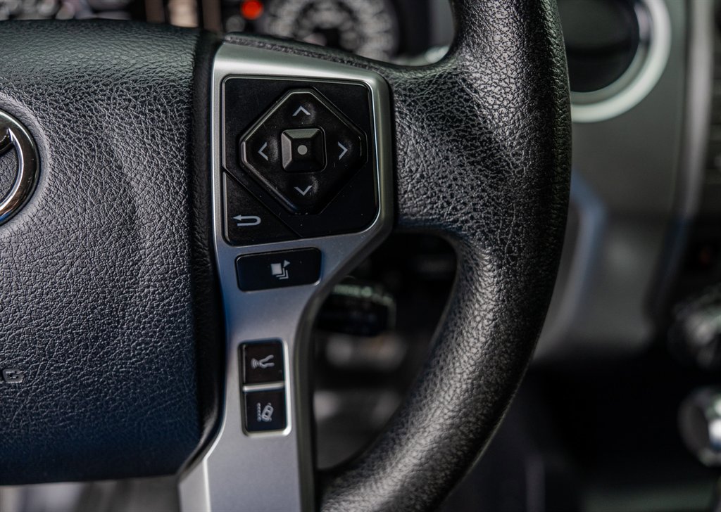 Used 2018 Toyota Tundra SR5 w/ SR5 Upgrade Package image 17