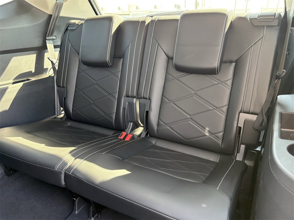 Used 2024 Volkswagen Atlas SE image 26