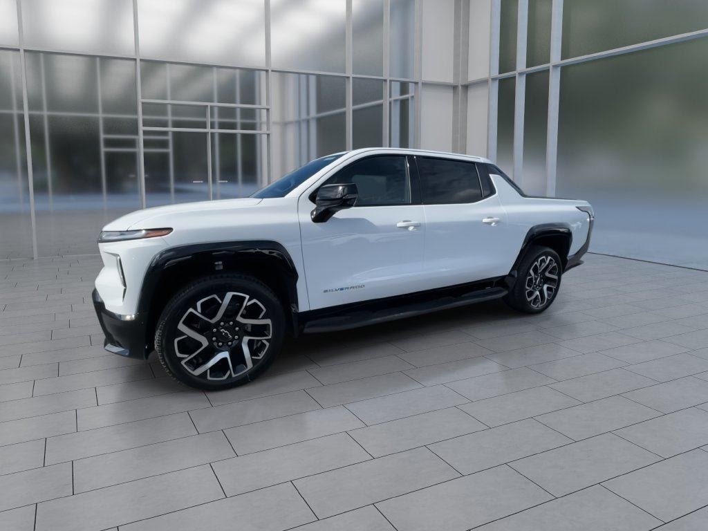 New 2024 Chevrolet Silverado EV RST AWD/4WD image 4