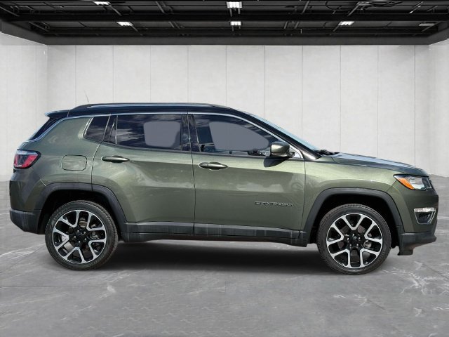 Used 2019 Jeep Compass Limited AWD/4WD image 4