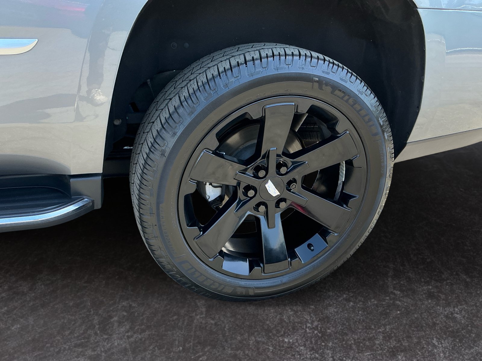 Used 2020 Cadillac Escalade 4WD image 9