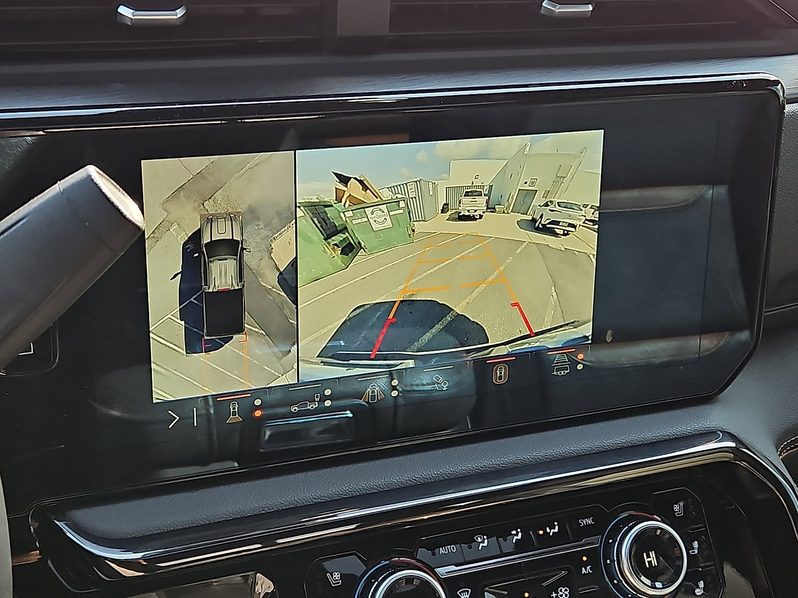 Used 2024 GMC Sierra 2500 AT4 w/ AT4 Premium Plus Package image 18