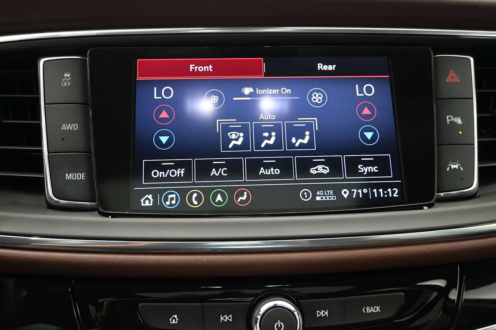 Used 2020 Buick Enclave Avenir w/ Avenir Technology Package AWD/4WD image 14