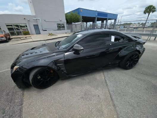 Used 2017 Lexus RC F RWD image 4