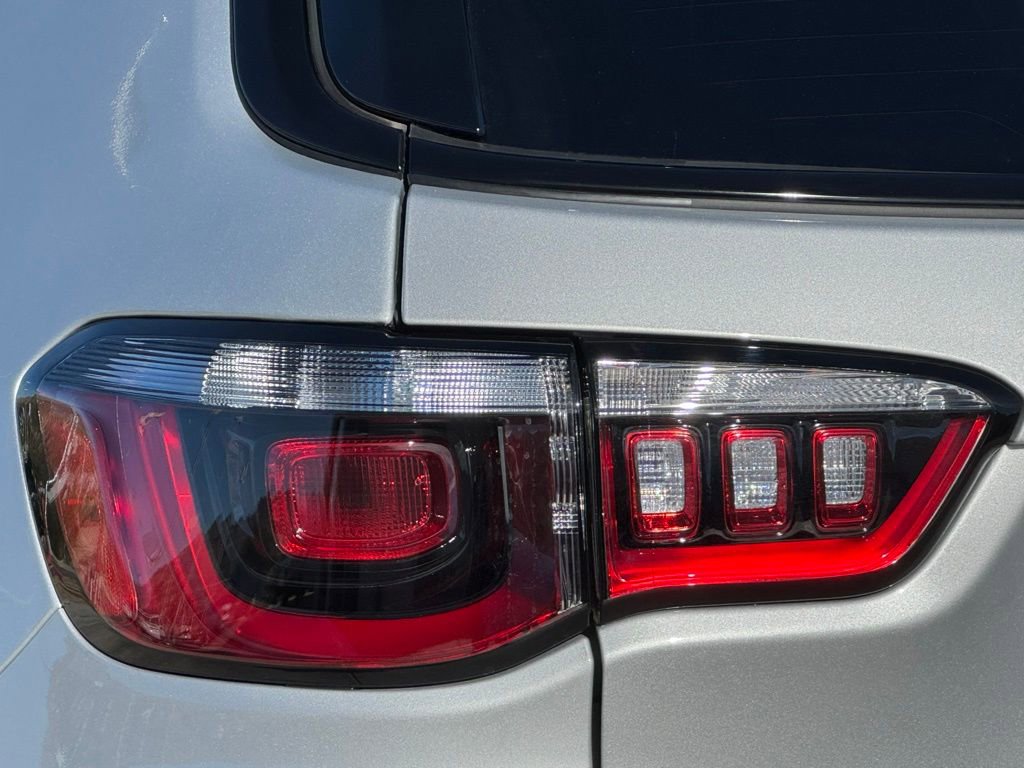 New 2026 Jeep Compass Trailhawk image 10