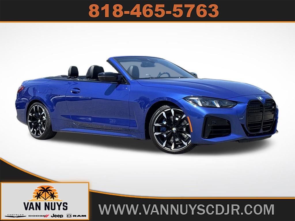 Used 2025 BMW M440i Convertible image 1