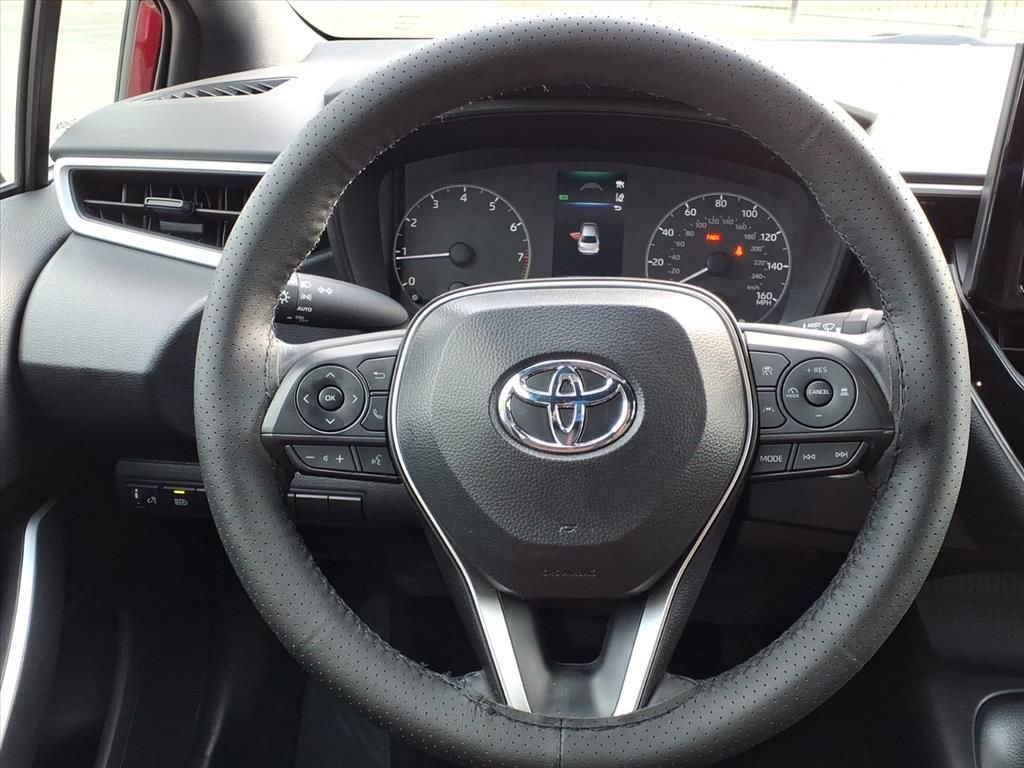 Used 2025 Toyota Corolla SE FWD image 31