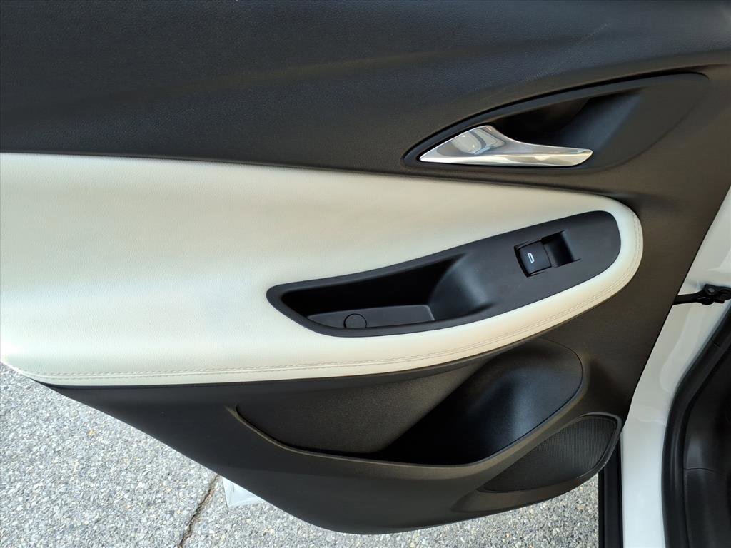 Used 2022 Buick Encore GX Select w/ Advanced Technology Package image 34