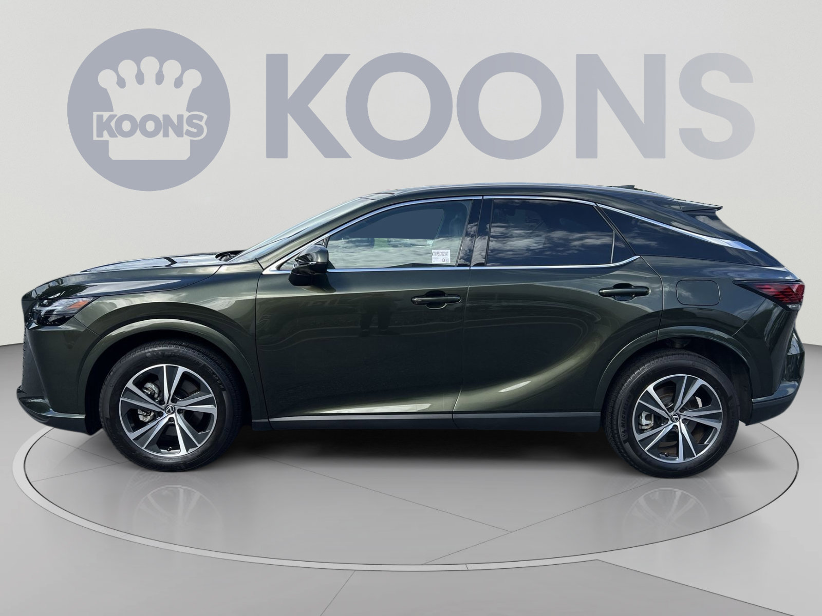 Used 2025 Lexus RX 350 Premium w/ Convenience Package AWD/4WD image 2