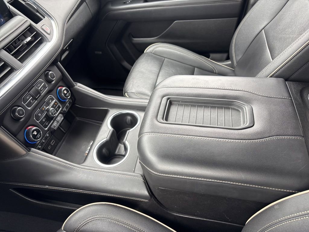 Used 2023 Chevrolet Suburban Premier image 45