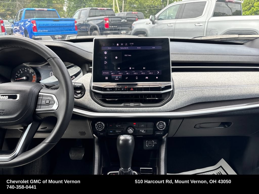 Used 2024 Jeep Compass Latitude AWD/4WD image 20