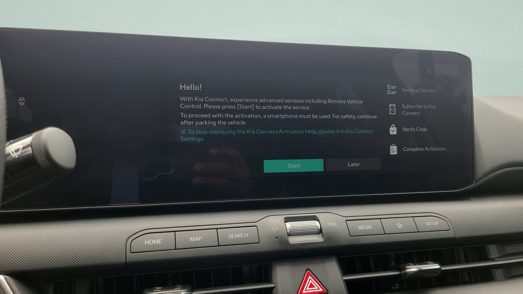 Used 2025 Kia K4 FWD image 28