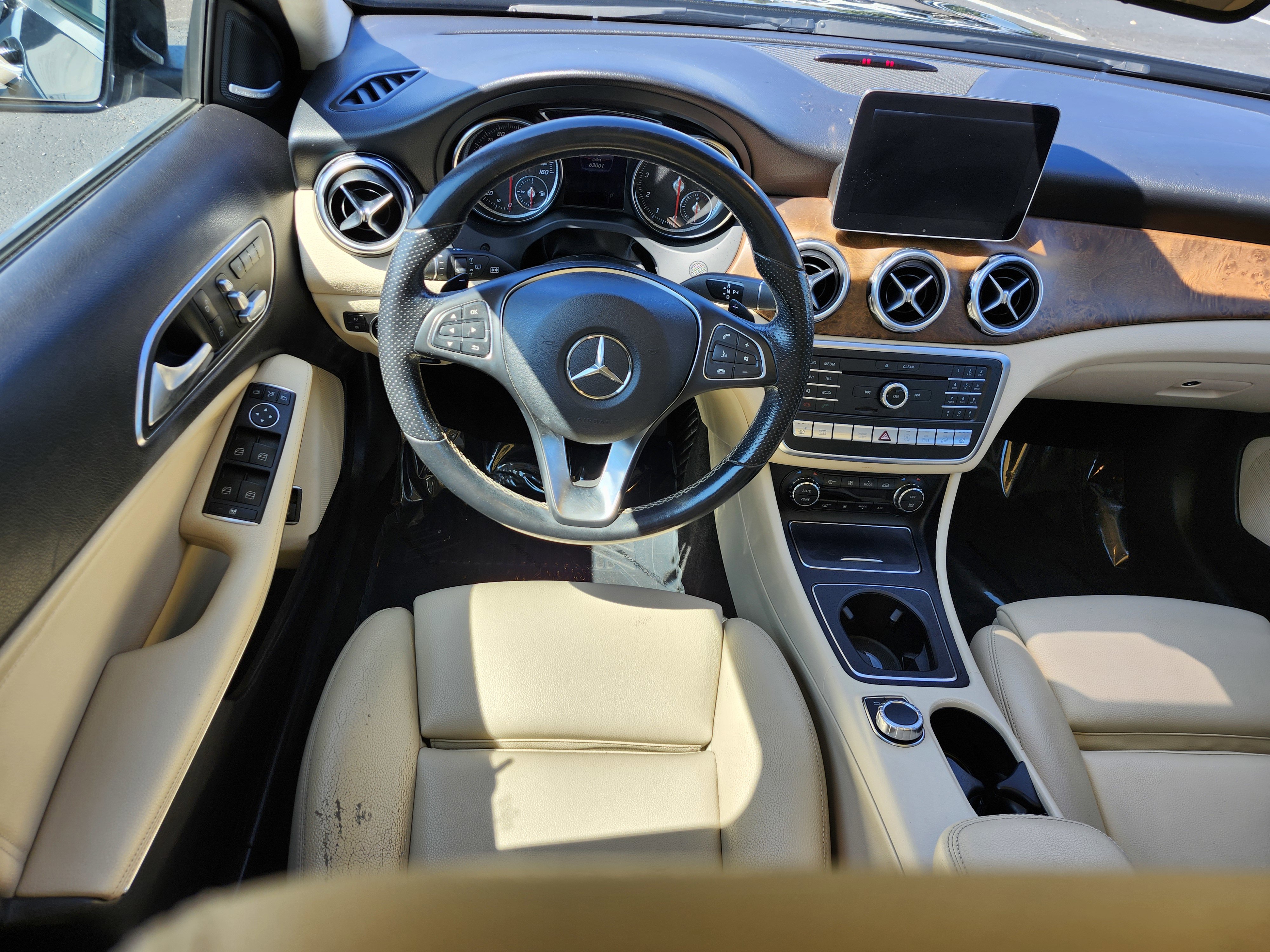 Used 2019 Mercedes-Benz GLA 250 4MATIC image 20