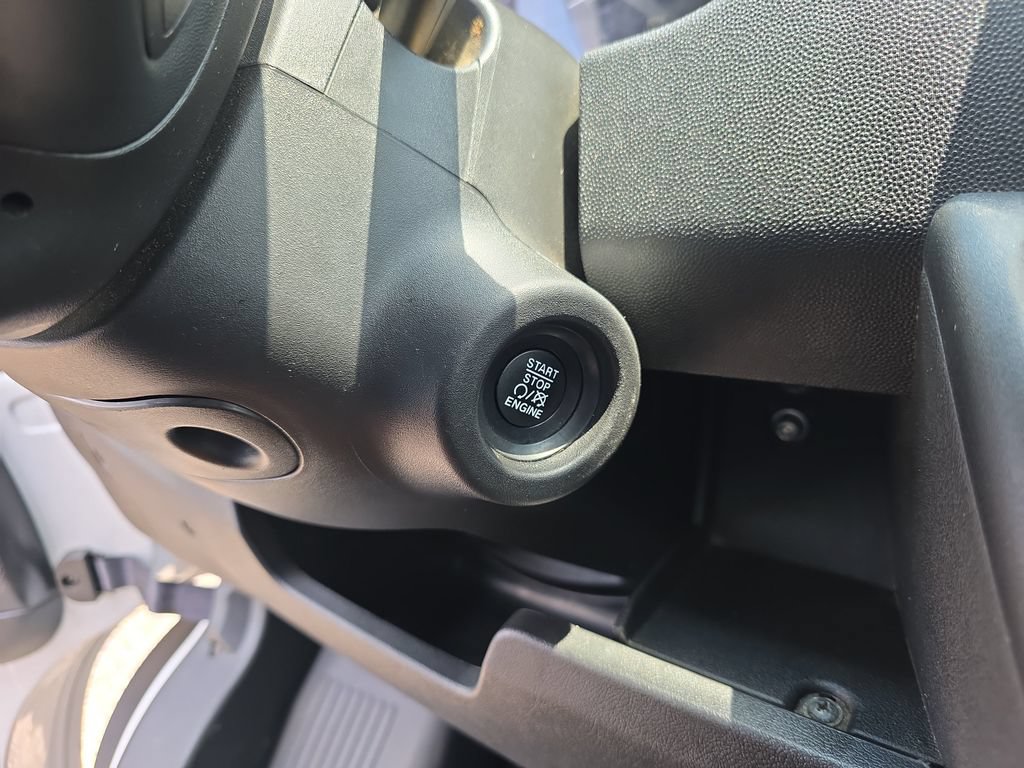 Used 2023 RAM ProMaster 2500 FWD image 17