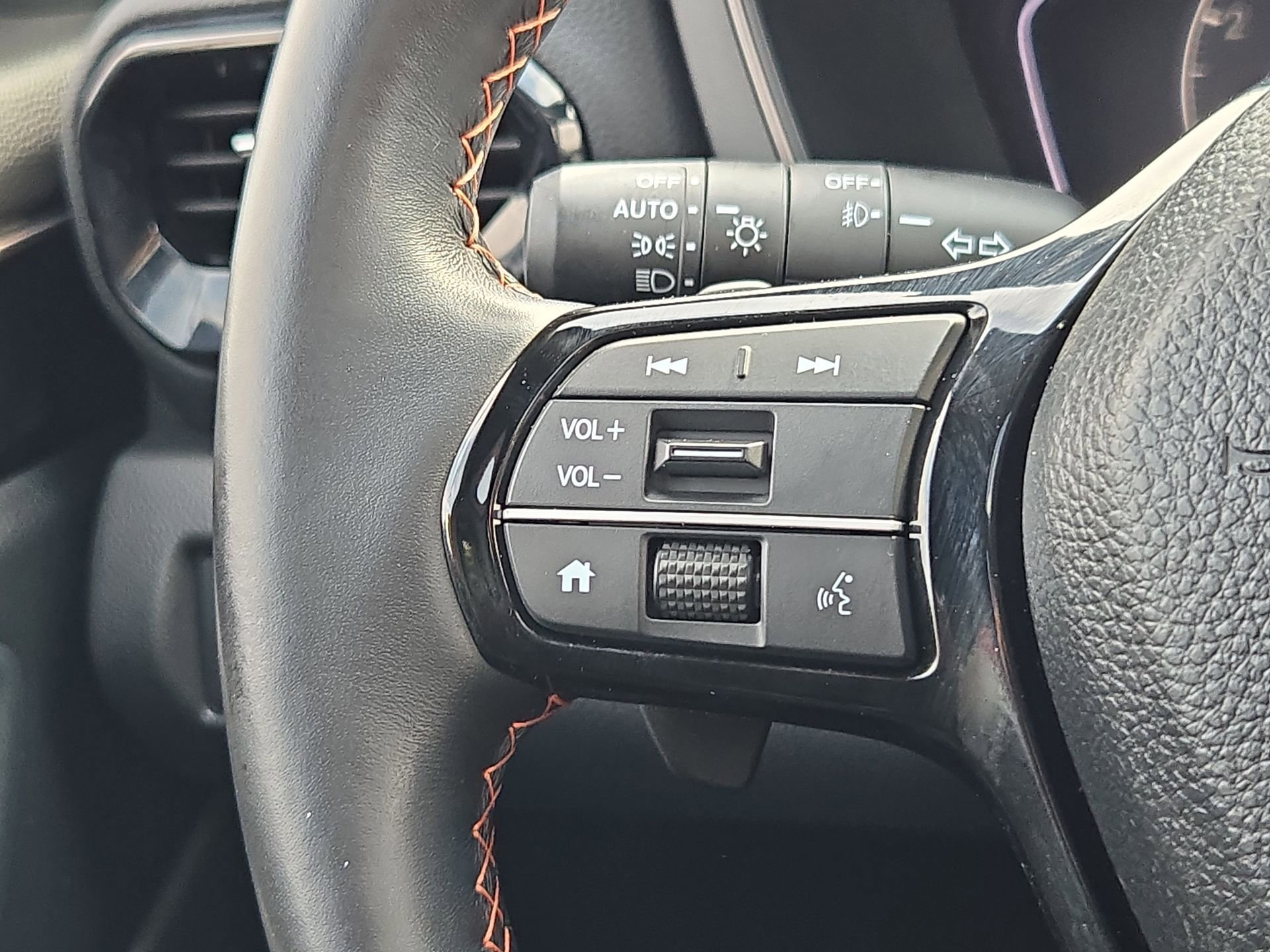 Used 2024 Honda Pilot TrailSport image 18