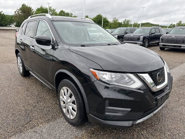 Used 2017 Nissan Rogue S w/ Appearance Package AWD/4WD image 2