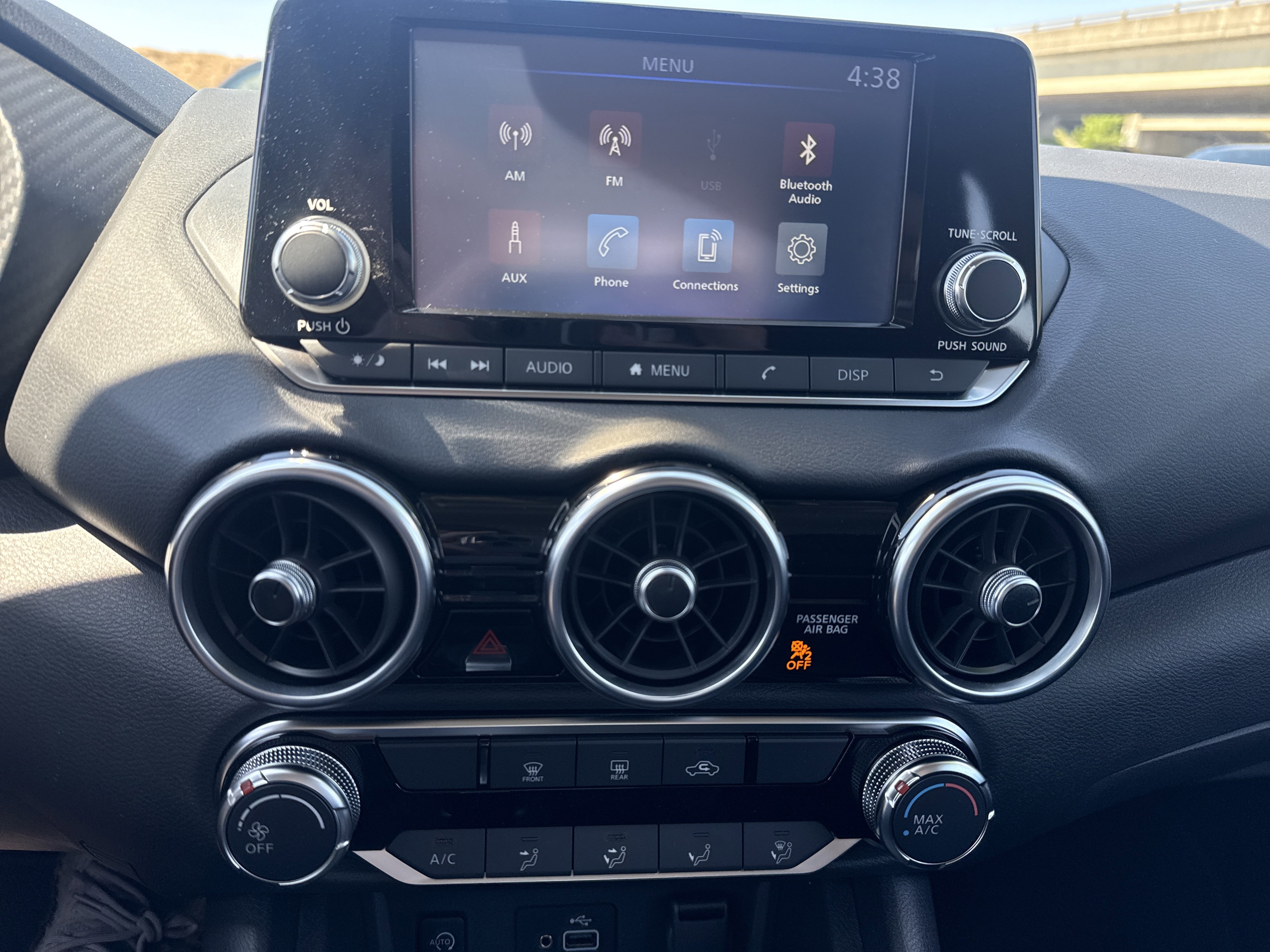 Used 2025 Nissan Sentra S image 26