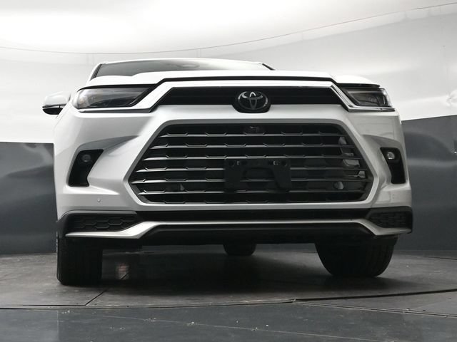 Used 2026 Toyota Grand Highlander AWD Hybrid image 24