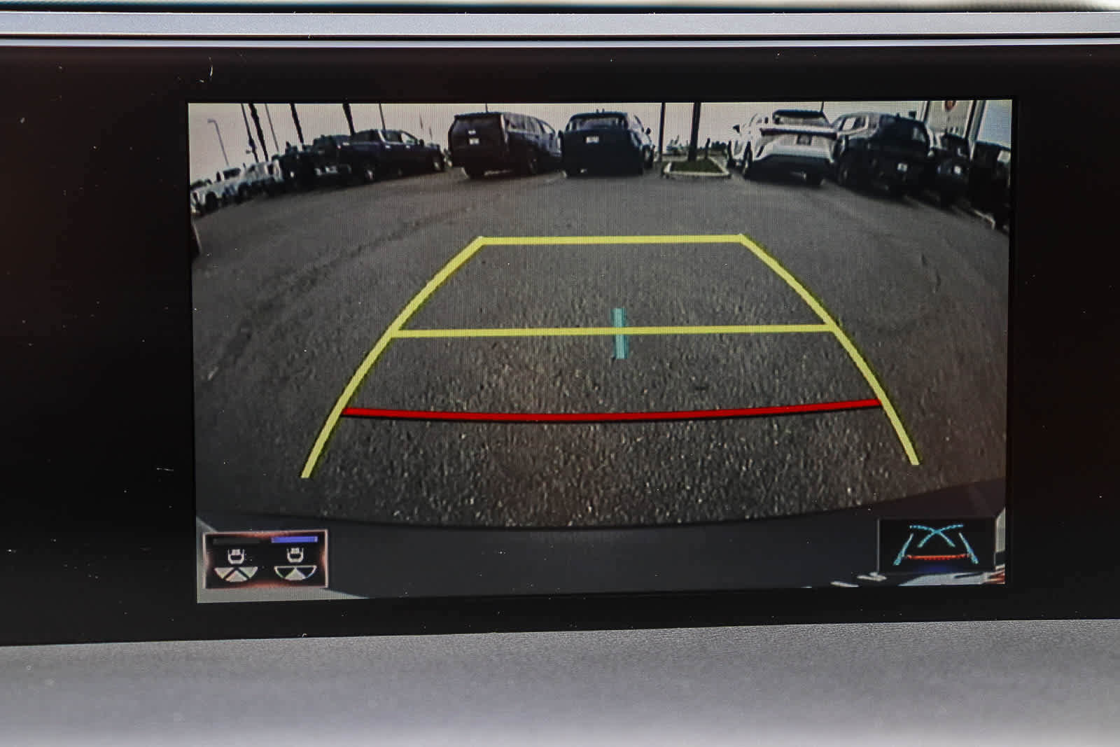 Used 2022 Lexus UX 200 w/ Accessory Package (Z1) FWD image 29