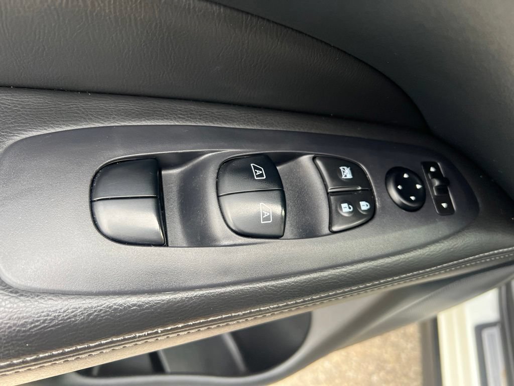 Used 2019 Nissan Pathfinder SL w/ SL Premium Package AWD/4WD image 53