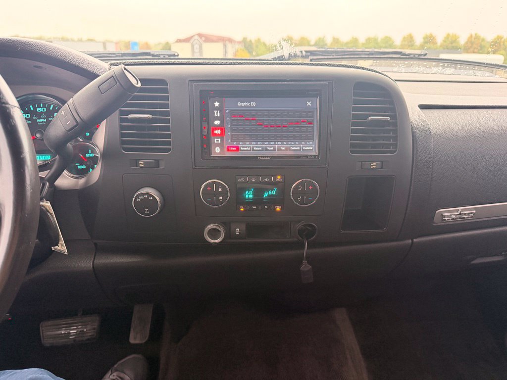 Used 2012 Chevrolet Silverado 1500 LT AWD/4WD image 3