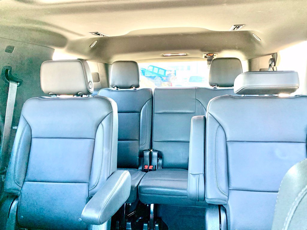 Used 2024 Chevrolet Tahoe Z71 w/ Luxury Package AWD/4WD image 19
