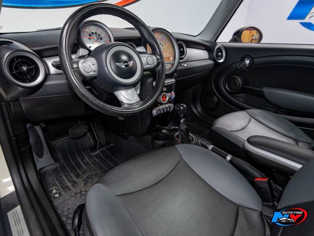 Used 2009 MINI Cooper Clubman Hardtop FWD image 14