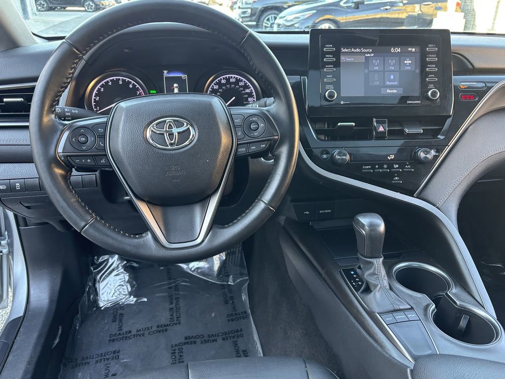 Used 2022 Toyota Camry SE w/ Convenience Package FWD image 21