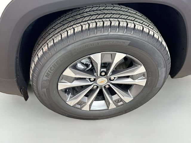 New 2026 Chevrolet Equinox LT w/ Convenience Package II image 32