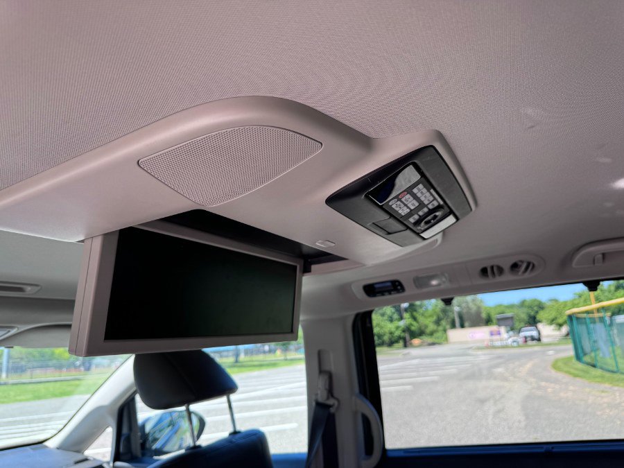 Used 2016 Honda Odyssey Touring Elite image 14