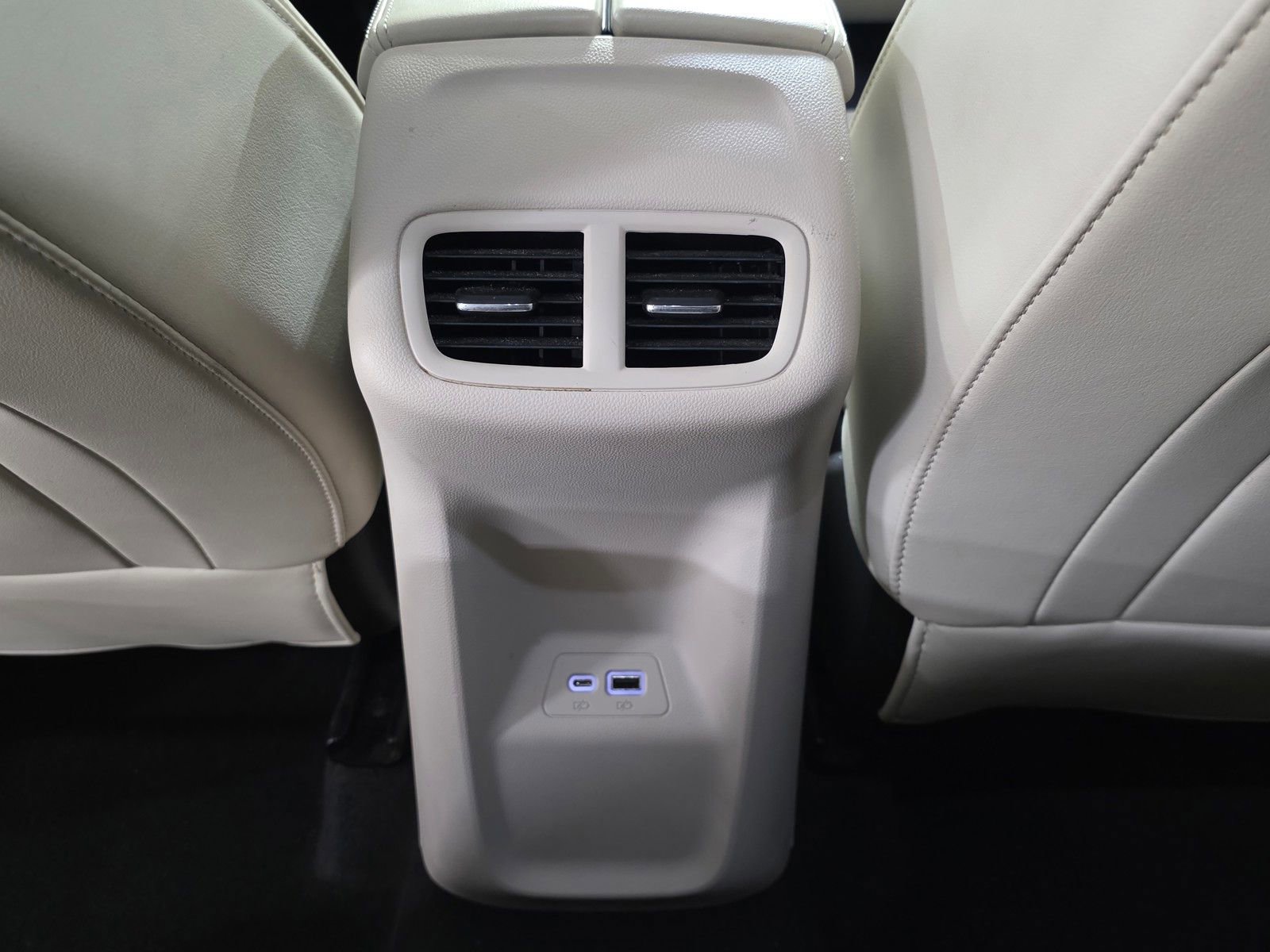 Used 2023 Buick Envision Preferred FWD image 15