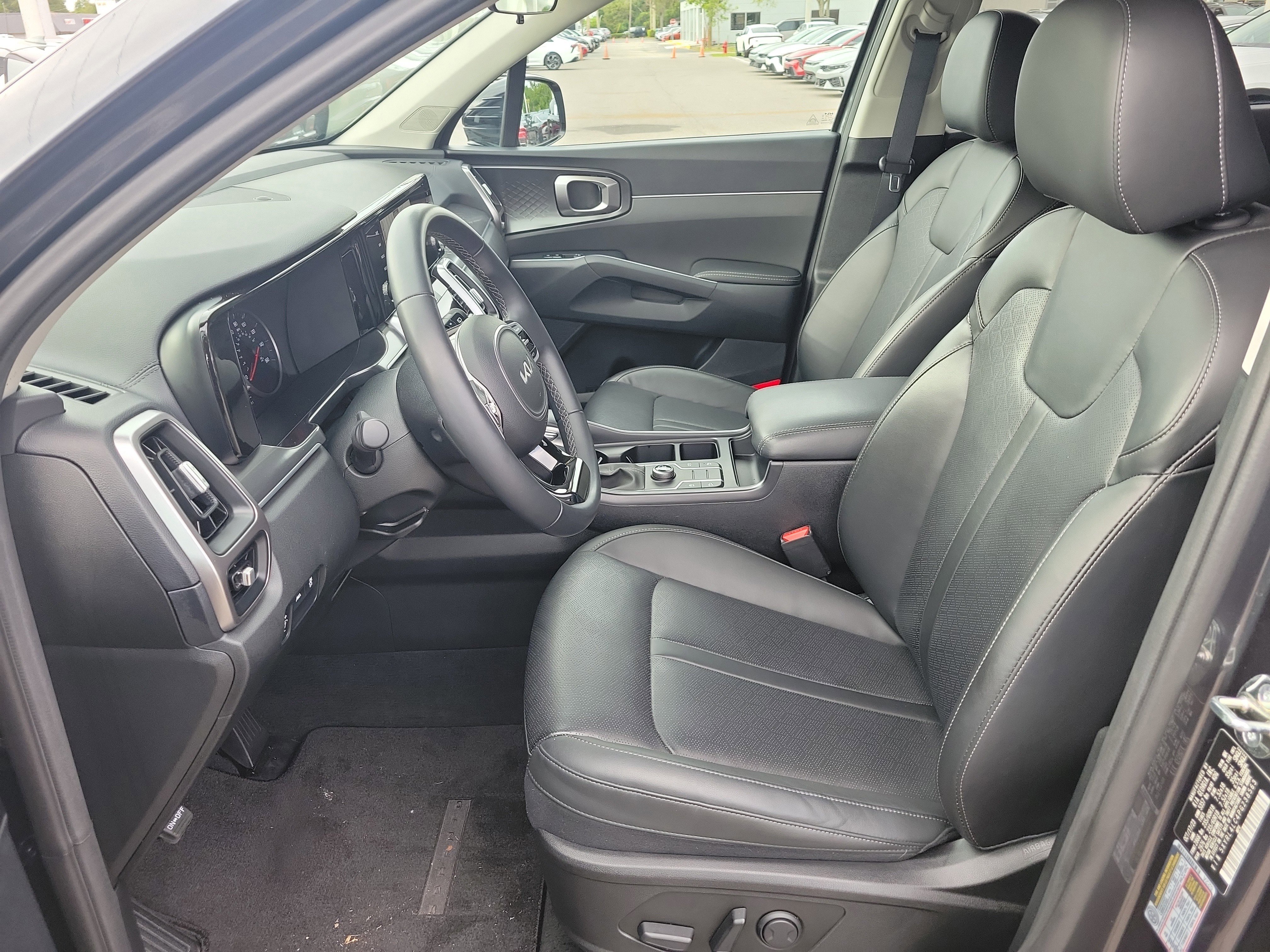 Certified 2023 Kia Sorento S FWD image 21