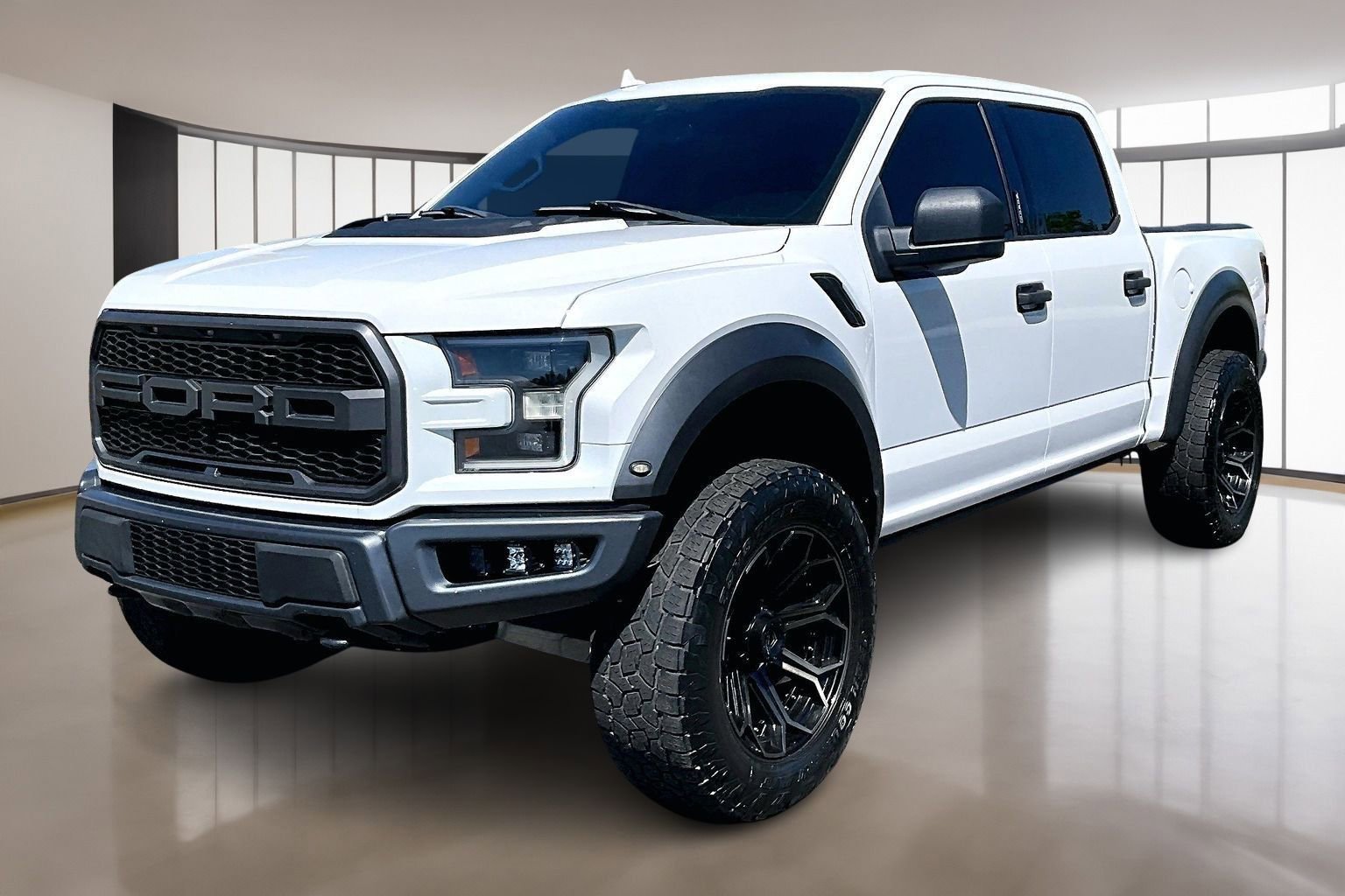 Used 2019 Ford F150 Raptor w/ Equipment Group 801A Mid AWD/4WD image 3