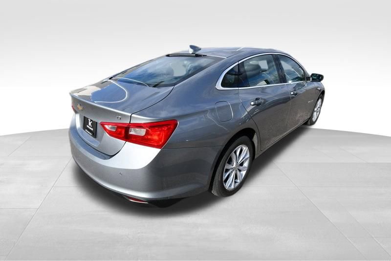 Used 2025 Chevrolet Malibu LT FWD image 7