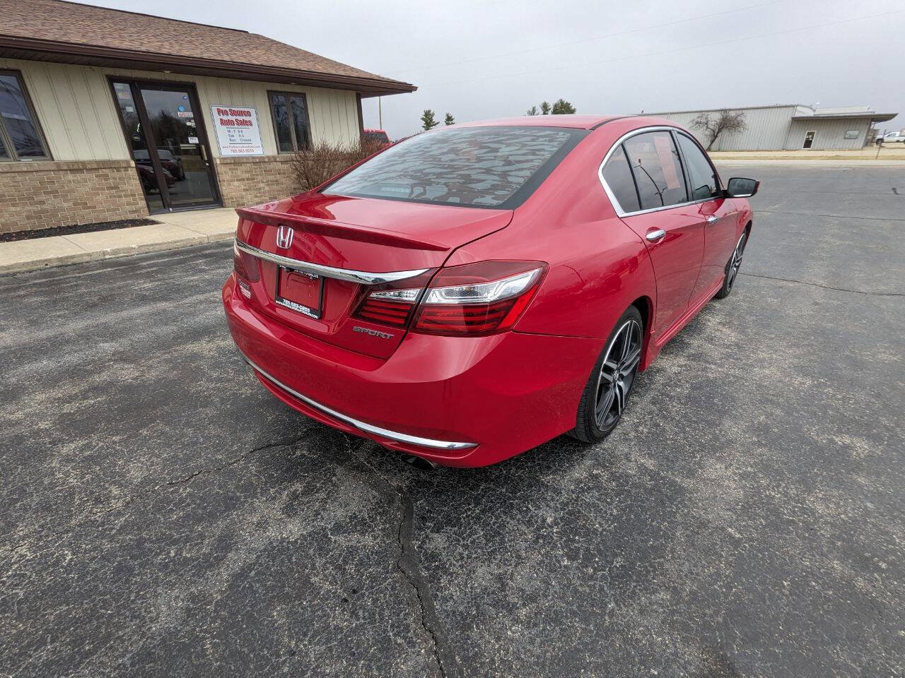Used 2016 Honda Accord Sport image 8