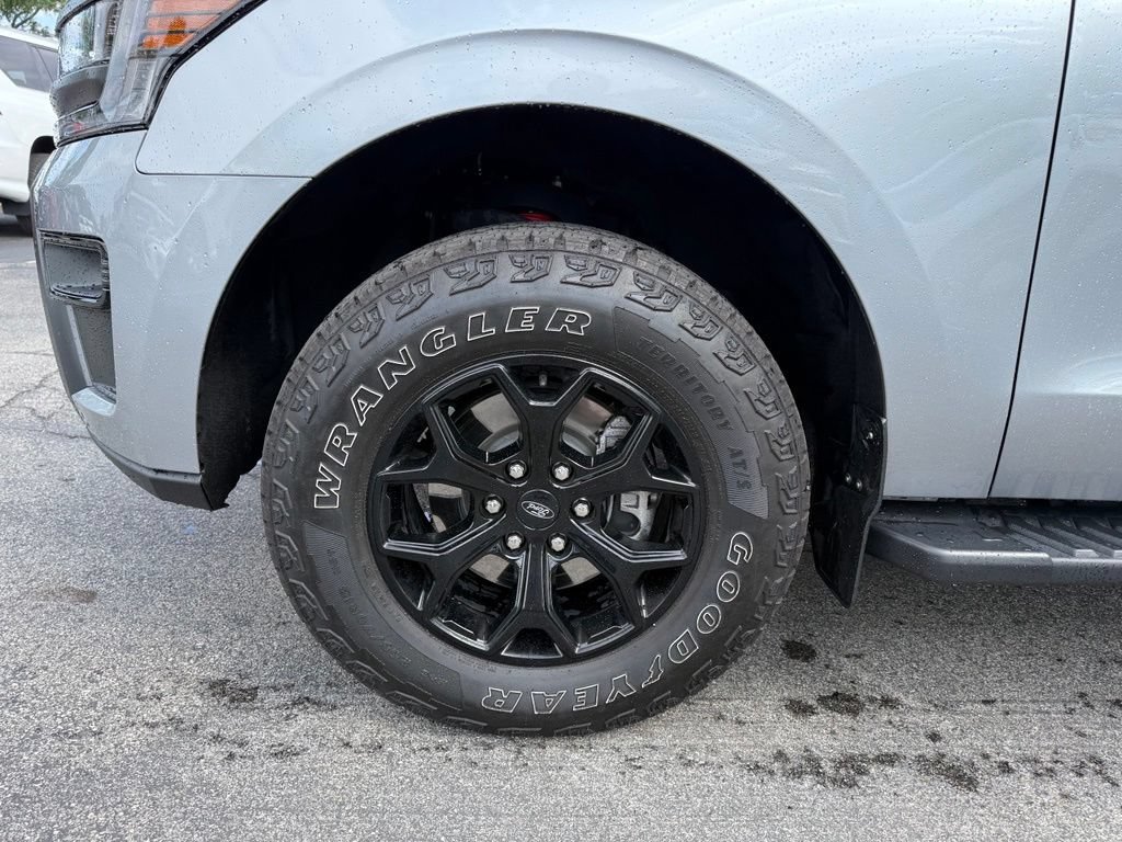 Used 2024 Ford Expedition Timberline AWD/4WD image 27