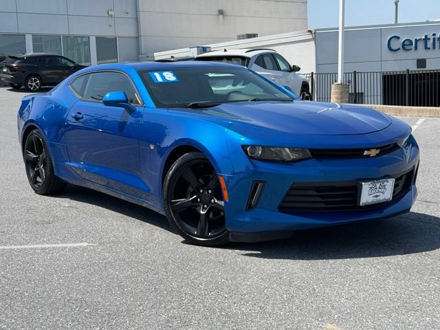 Used 2018 Chevrolet Camaro LT RWD image 1