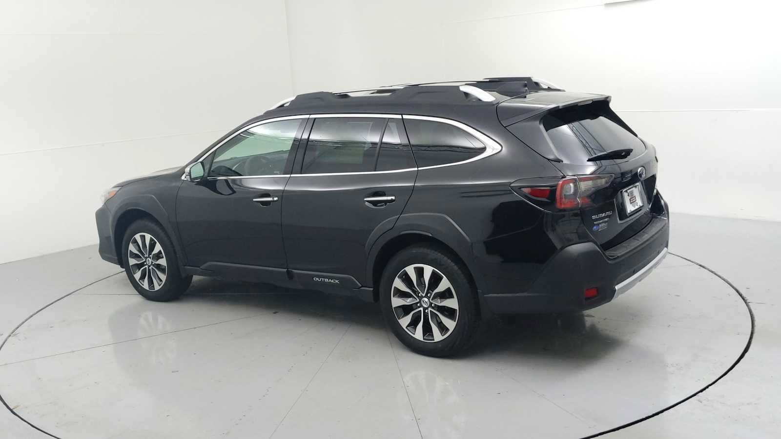 Certified 2023 Subaru Outback Touring XT image 7