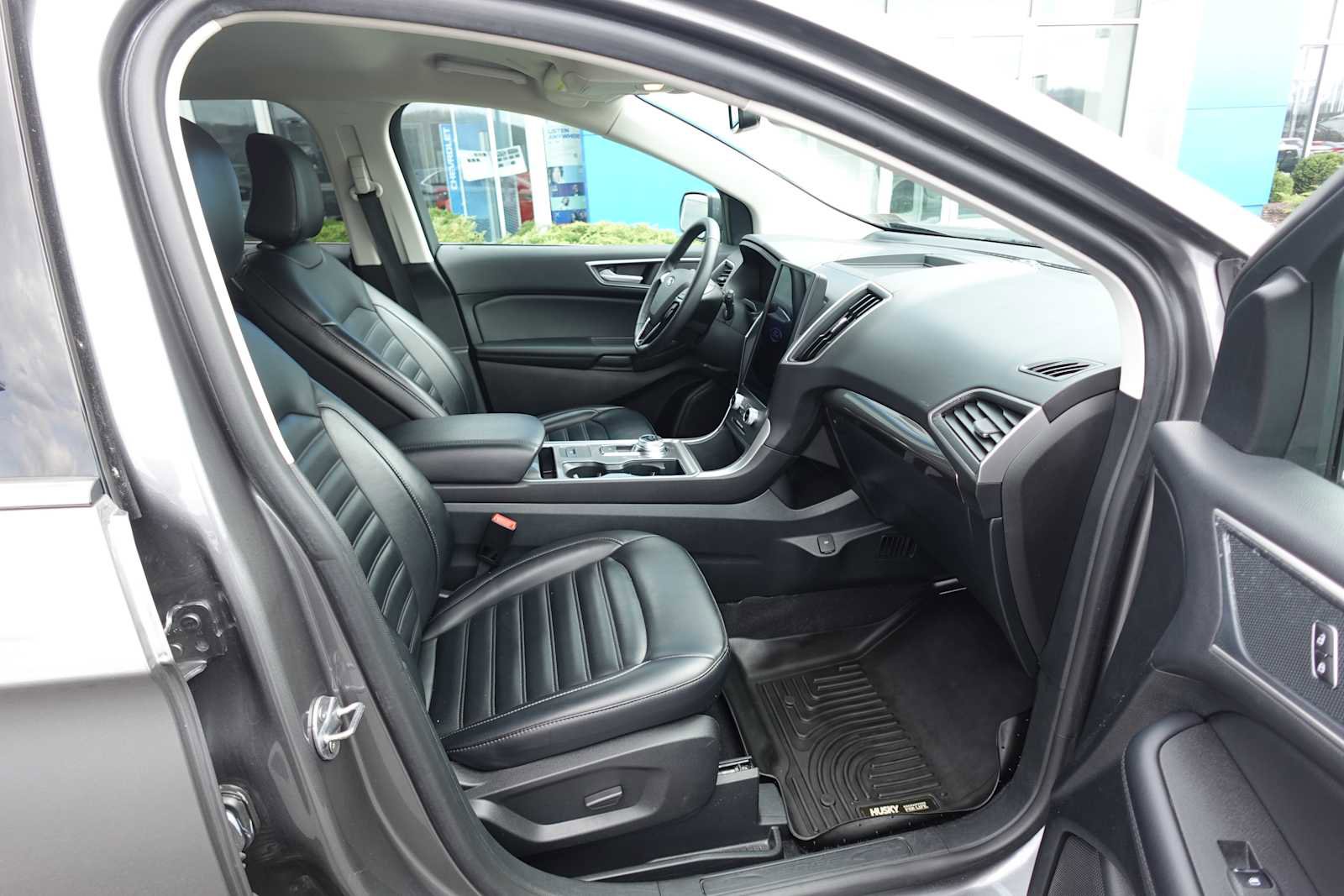 Used 2024 Ford Edge SEL AWD/4WD image 30
