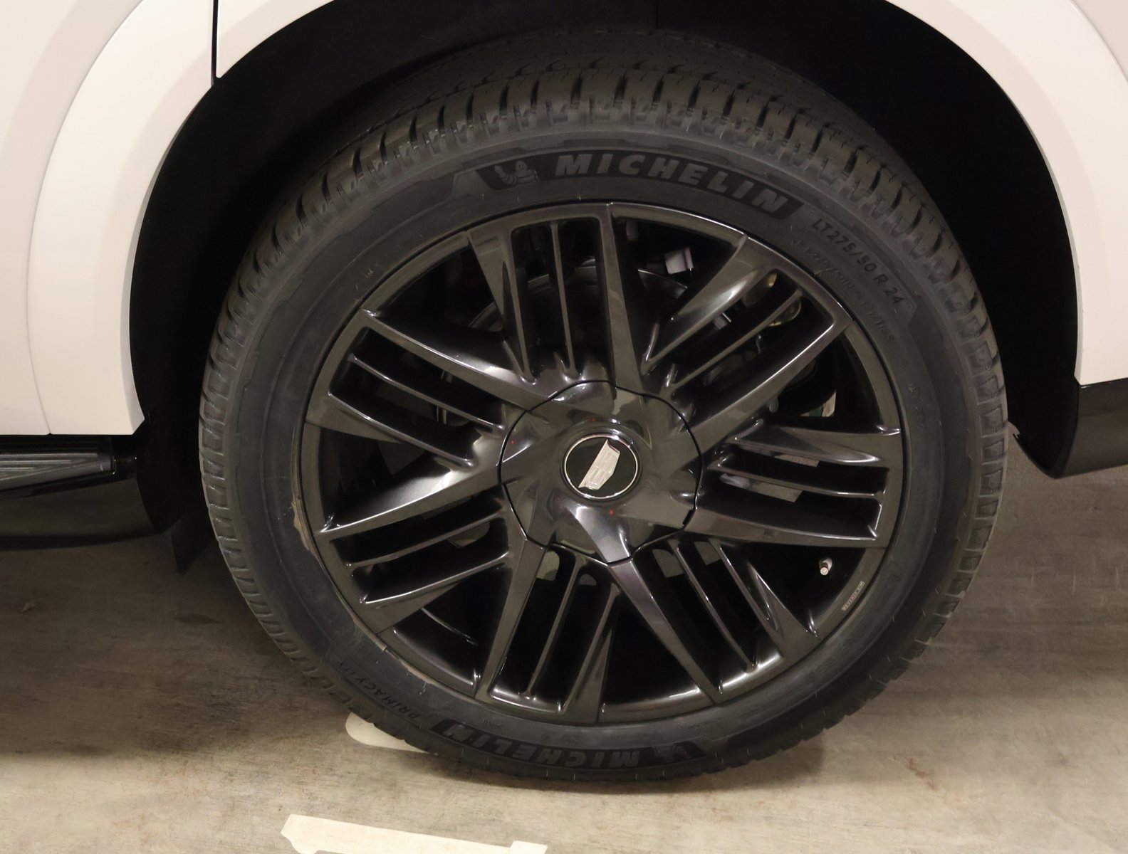 Used 2025 Cadillac Escalade IQ Sport 2 w/ LPO, ONYX Package image 25