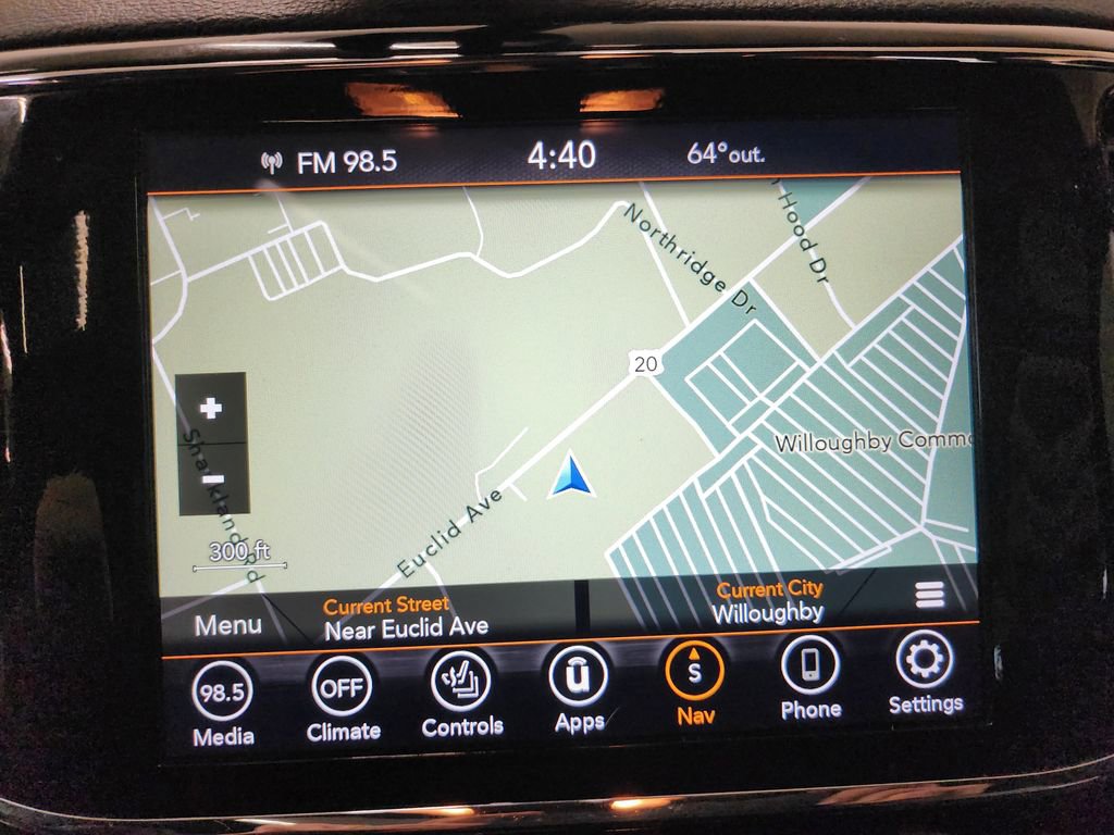 Used 2022 Jeep Grand Cherokee Limited image 19