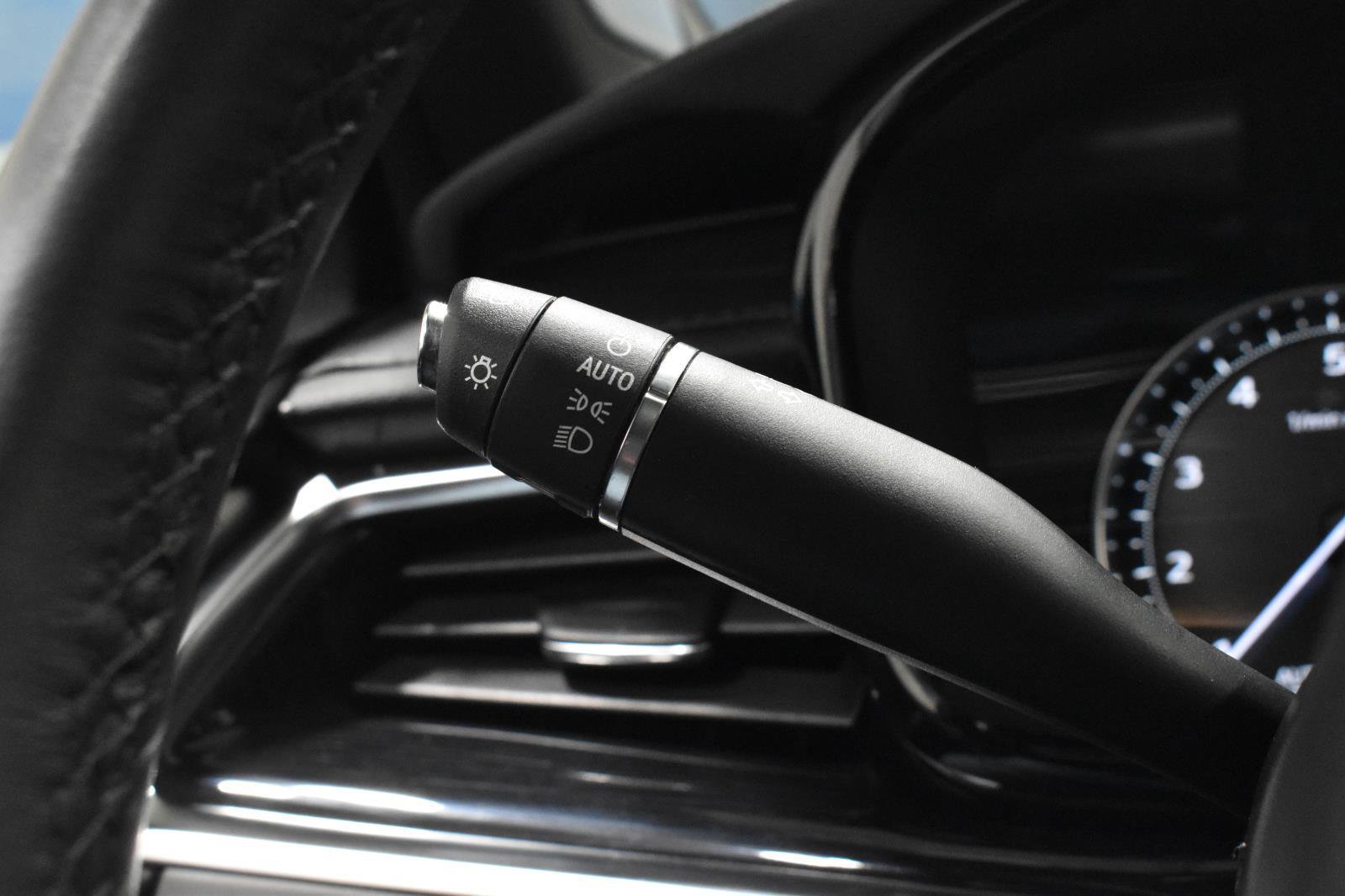 Certified 2025 Cadillac XT5 Premium Luxury w/ LPO, Floor Liner Package image 14