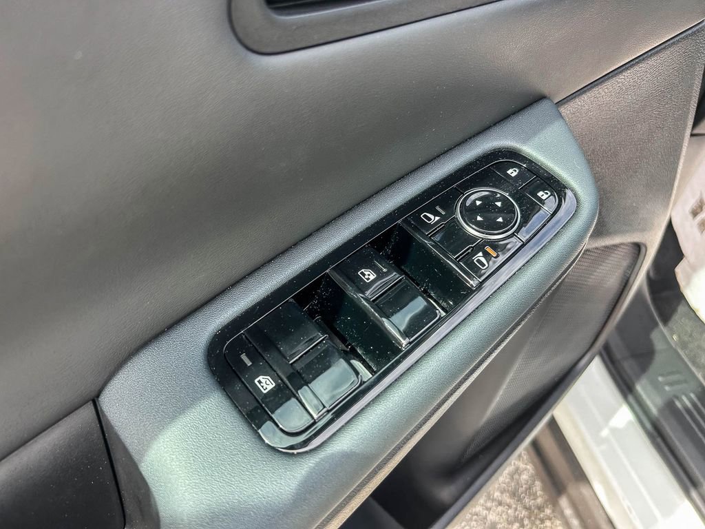 New 2026 Nissan Leaf Platinum+ FWD image 28
