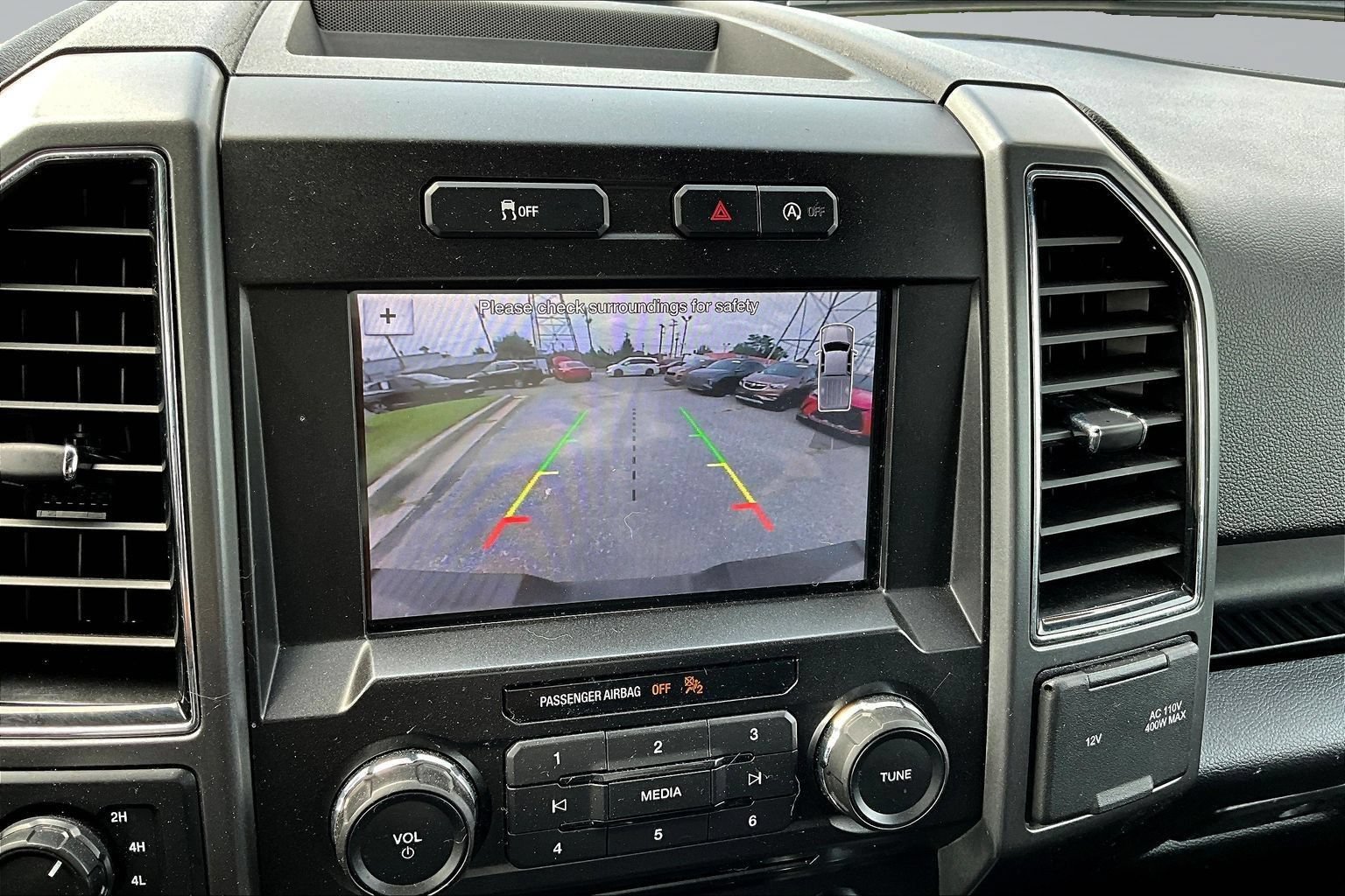 Used 2018 Ford F150 XLT w/ Equipment Group 302A Luxury AWD/4WD image 12