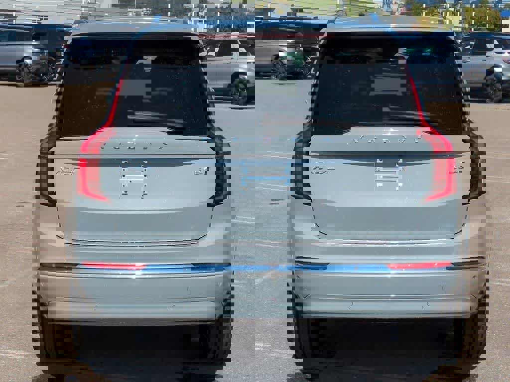 Used 2026 Volvo XC90 B6 Plus w/ Protection Package Premier image 5