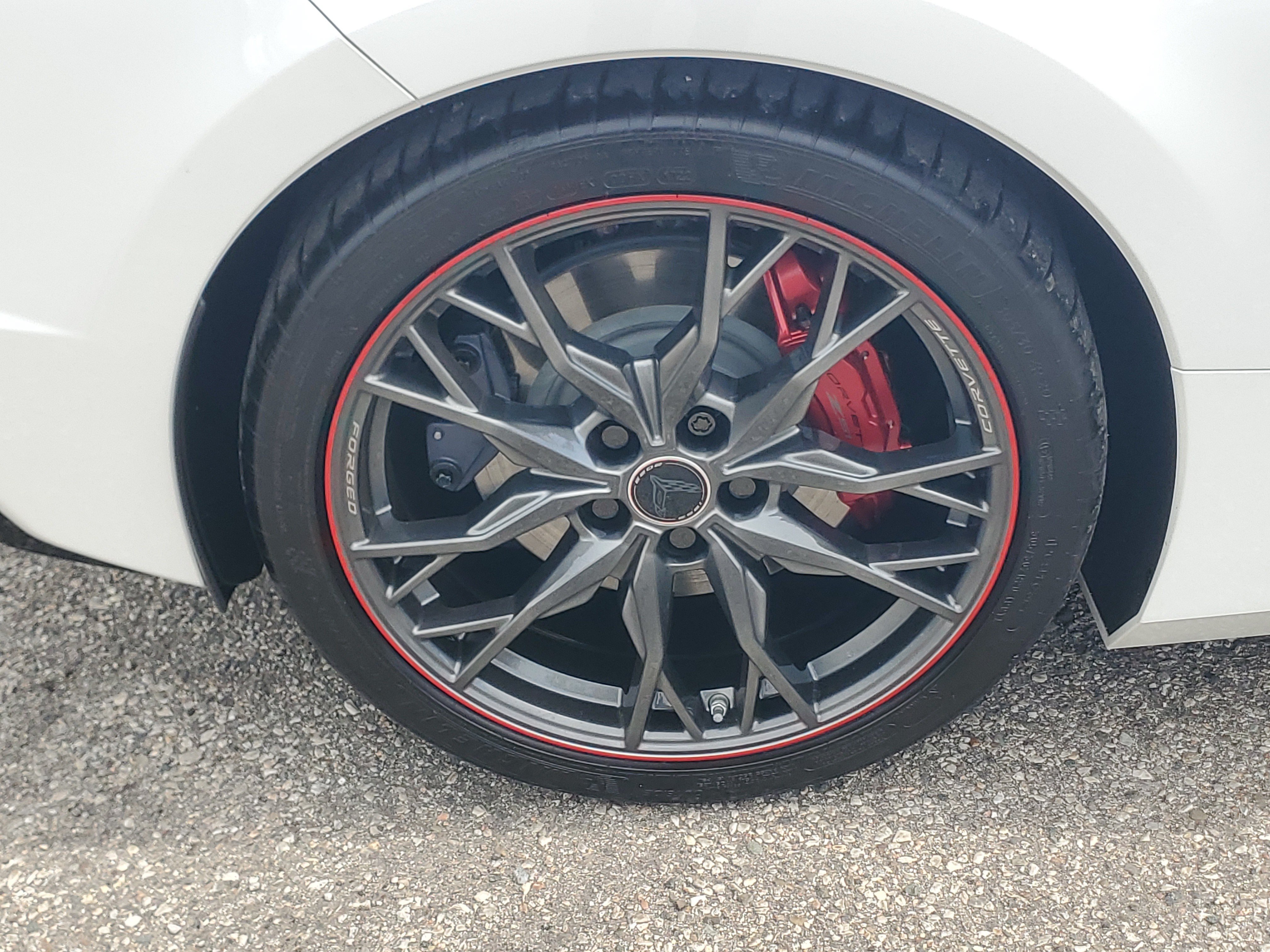Used 2023 Chevrolet Corvette Stingray Premium Conv w/ Z51 Performance Package RWD image 7